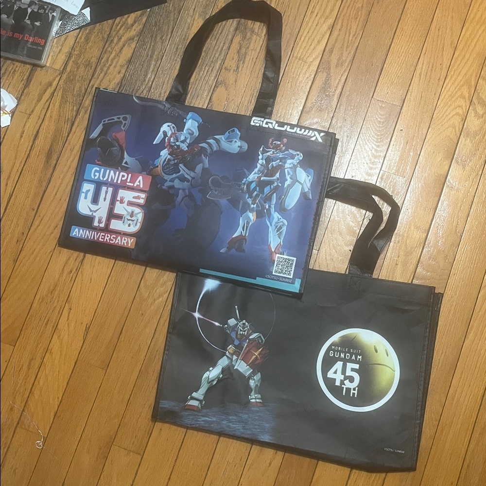 Gundam 30th/45th Anniversary bundle Totes,Inflatable,Poster,Model,Booklet,Card - Picture 3 of 14